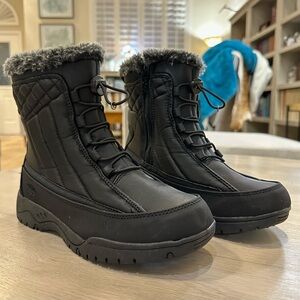 Totes Women's Black Winter Boots